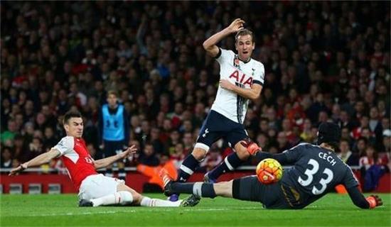 在场上疲于 在场上疲于